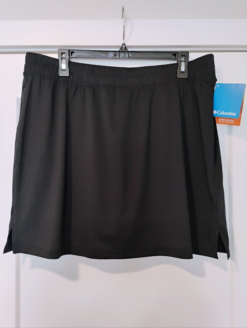 NWT XL Columbia Chill River Active Fit Black Skort Omni-Shade UPF 50 NEW